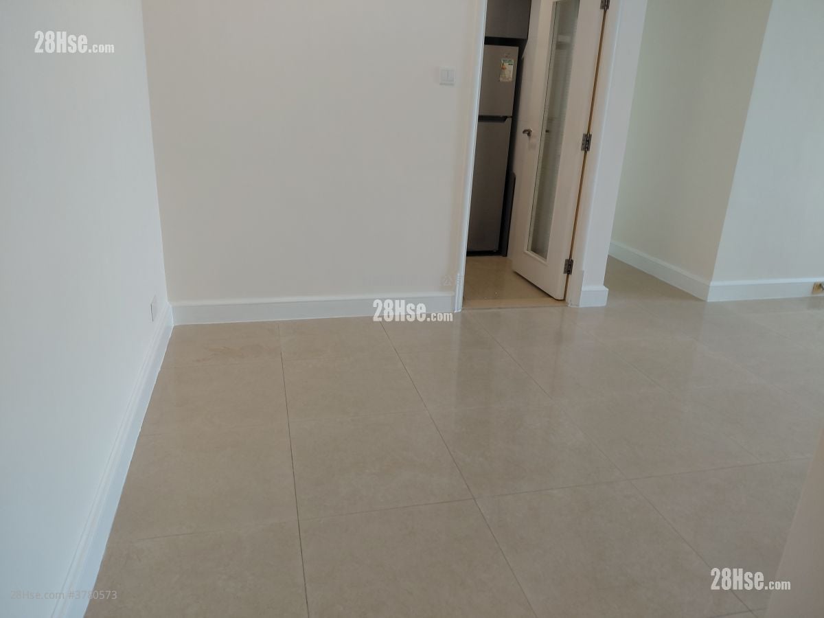 首都 租盘 3 房 , 2 浴室 680 平方尺