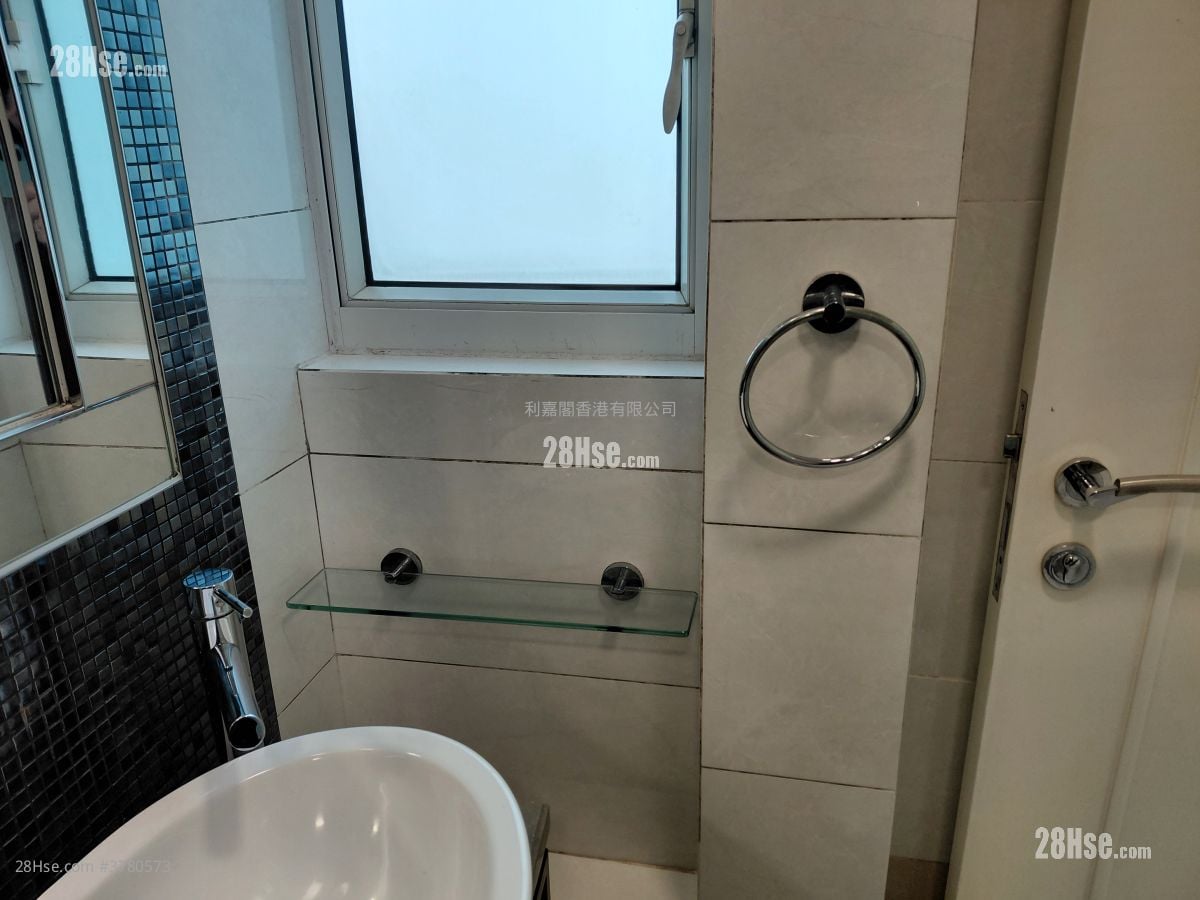 首都 租盘 3 房 , 2 浴室 680 平方尺