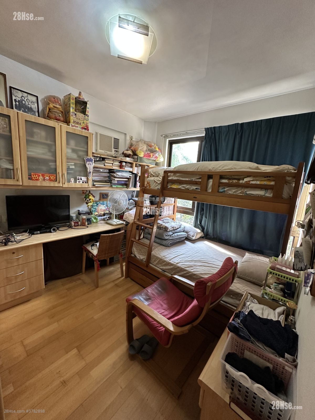 Rosary Villas Sell 3 Bedrooms , 2 Bathrooms 1,431 ft²