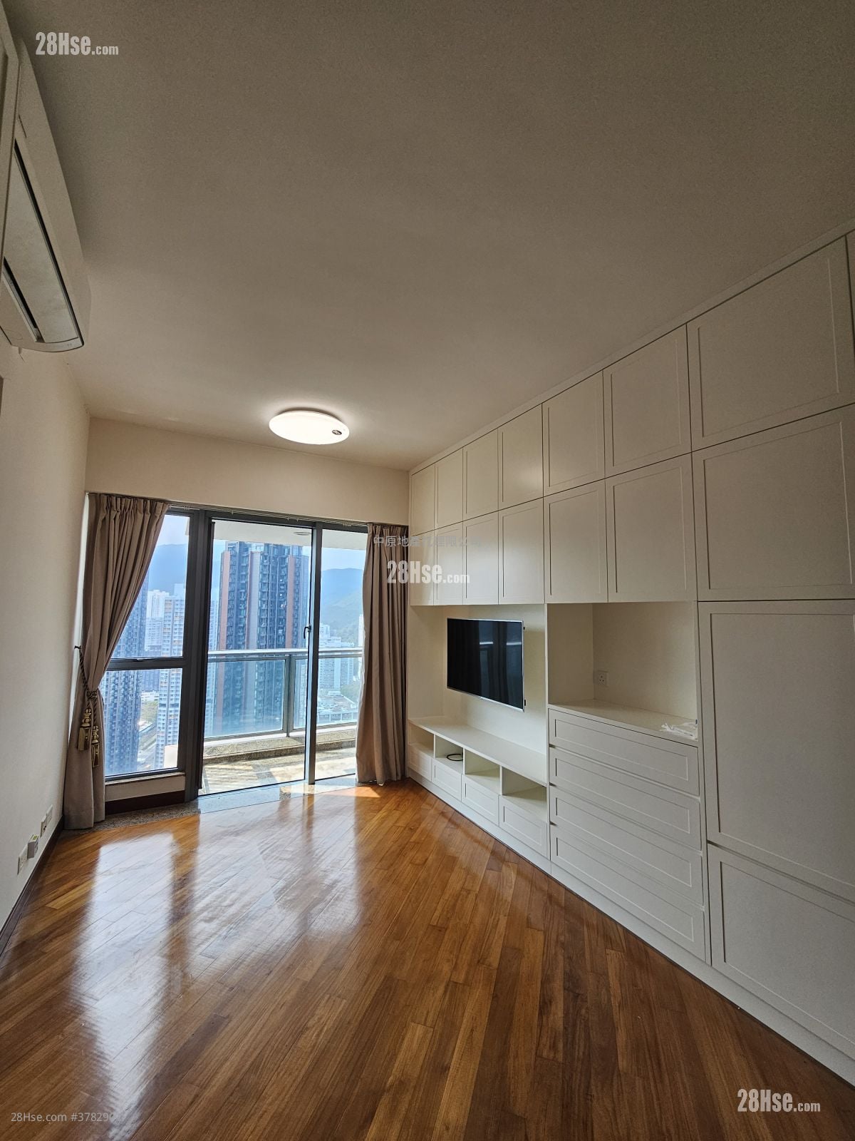 The Palazzo Rental 2 Bedrooms , 1 Bathroom 554 ft²
