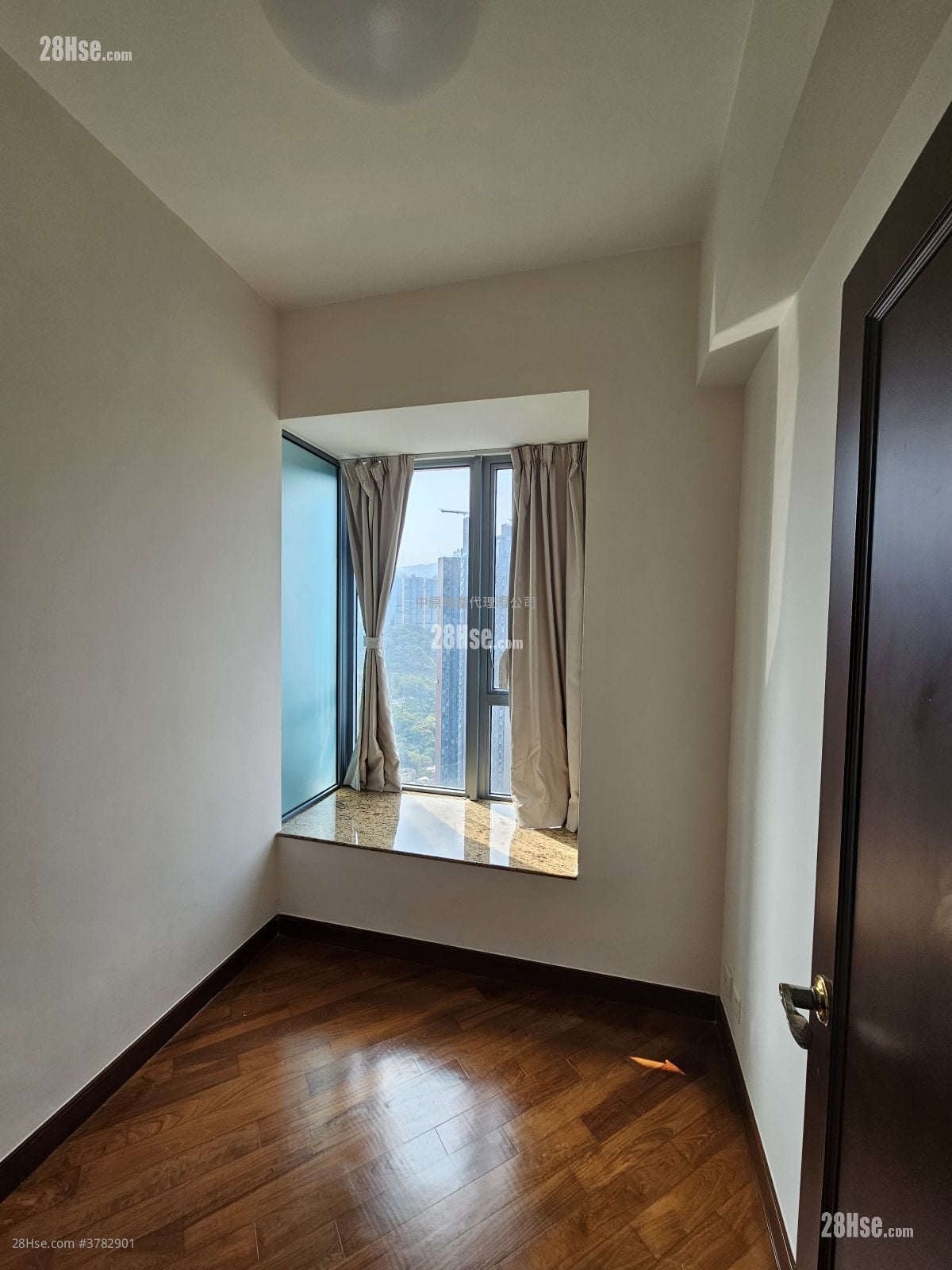 The Palazzo Rental 2 Bedrooms , 1 Bathroom 554 ft²