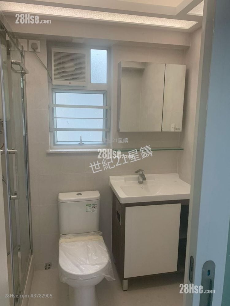 South Horizons Rental 3 Bedrooms , 2 Bathrooms 736 ft²