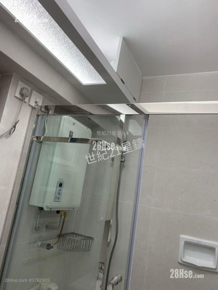 South Horizons Rental 3 Bedrooms , 2 Bathrooms 736 ft²