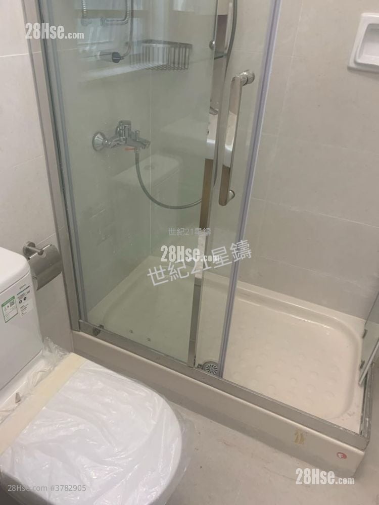 South Horizons Rental 3 Bedrooms , 2 Bathrooms 736 ft²