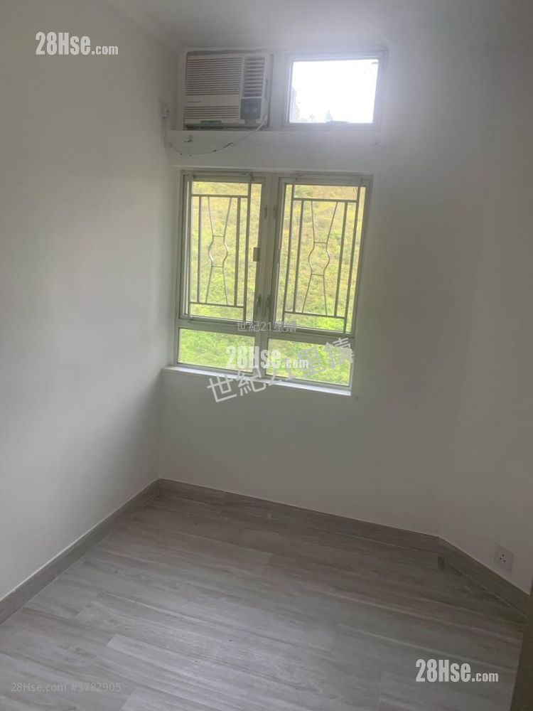 South Horizons Rental 3 Bedrooms , 2 Bathrooms 736 ft²