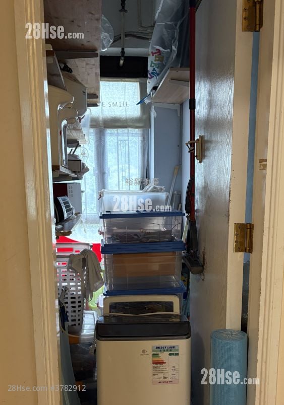 Villa Pinada House Sell 3 Bedrooms , 1 Bathroom 655 ft²