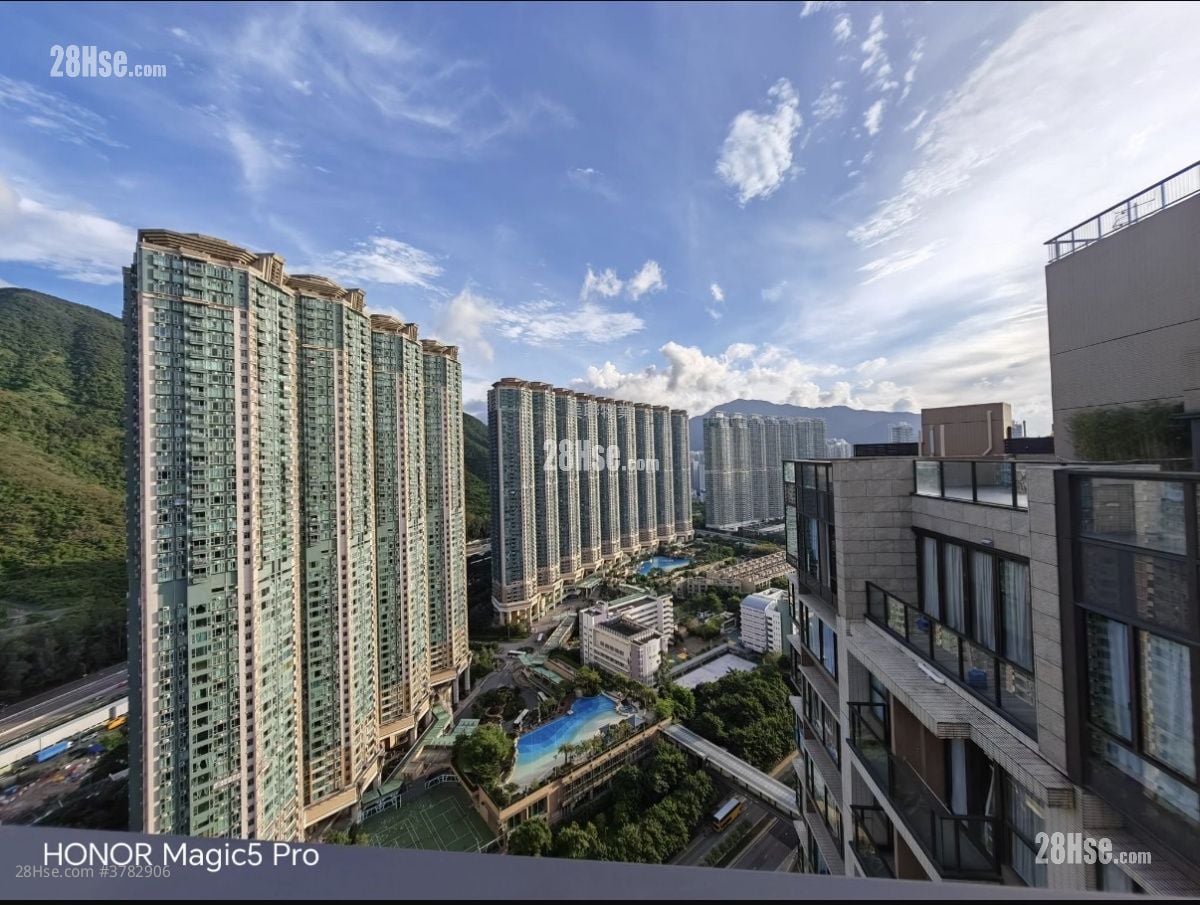 The Visionary Sell 1,489 ft²