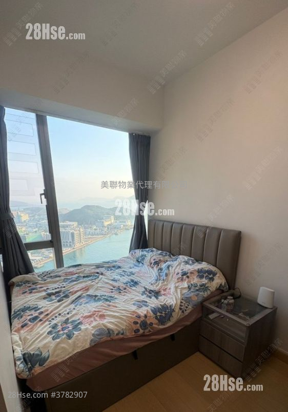 Marini Sell 2 Bedrooms 545 ft²