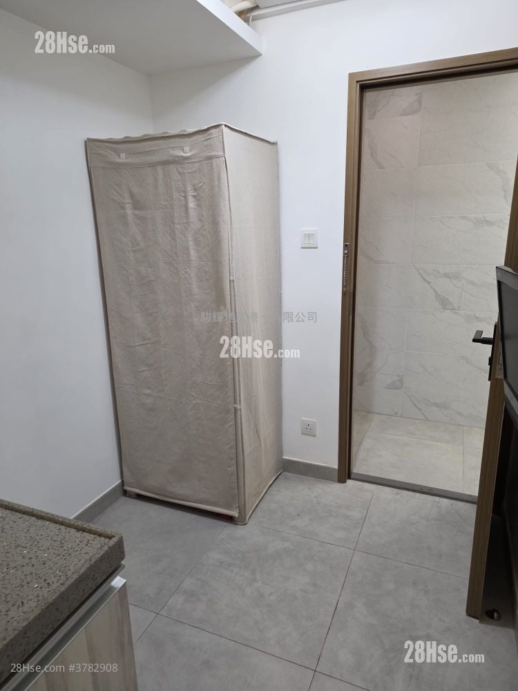 华敦大厦 租盘 1 房 , 1 浴室 150 平方尺