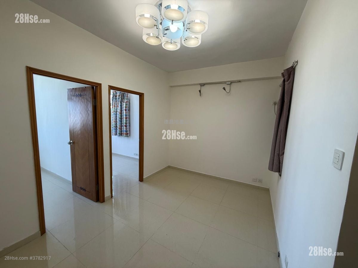 友诚大厦 租盘 2 房 , 1 浴室 376 平方尺