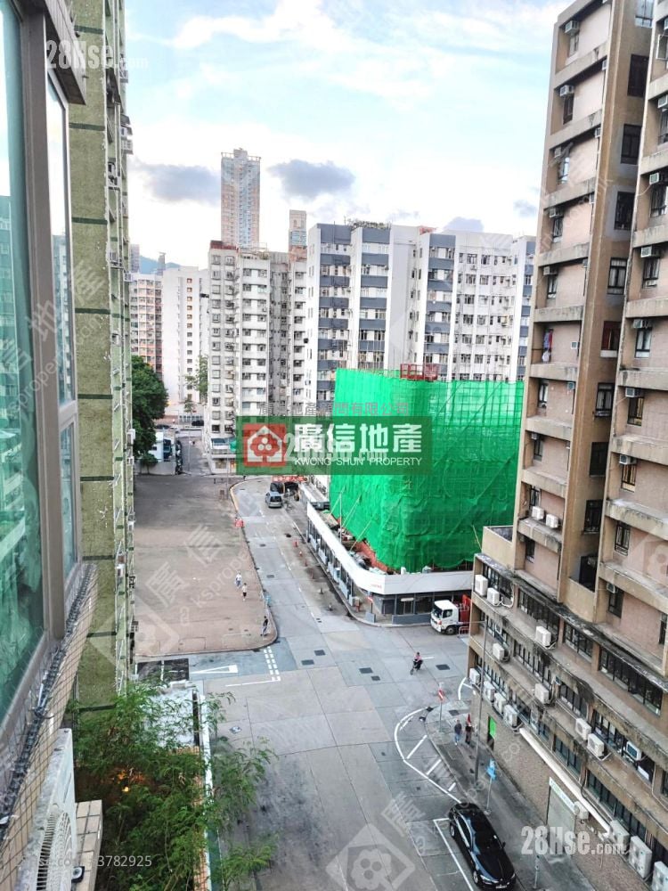 The Prominence Sell 1 Bedroom , 1 Bathroom 342 ft²