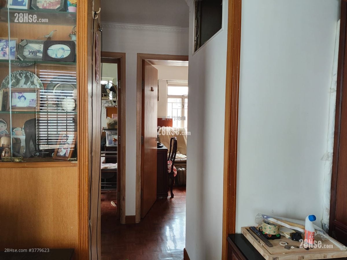 华员邨 售盘 3 房 , 1 浴室 549 平方尺