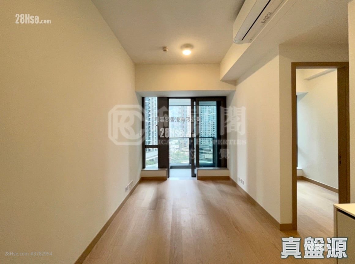 Seasons Place 租盘 2 房 , 1 浴室 441 平方尺