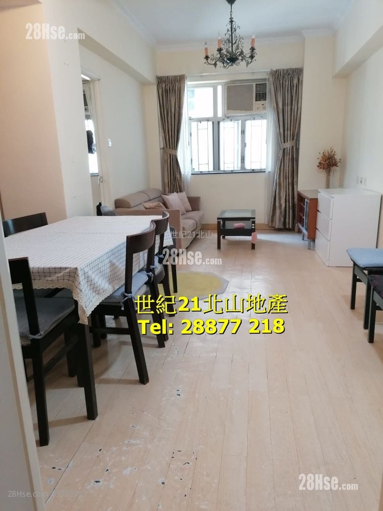 Pak Lee Building Sell 3 Bedrooms , 1 Bathroom 670 ft²