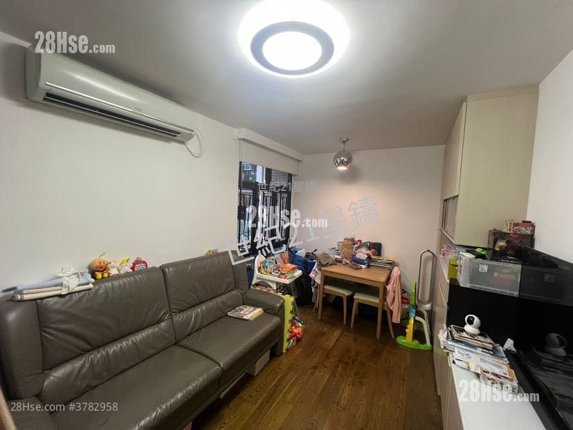 Chi Fu Fa Yuen Sell 2 Bedrooms , 1 Bathroom 439 ft²