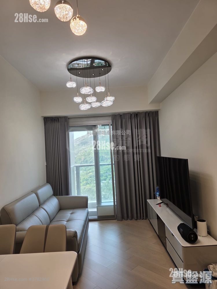 Grand Mayfair  Sell 2 Bedrooms , 1 Bathroom 463 ft²