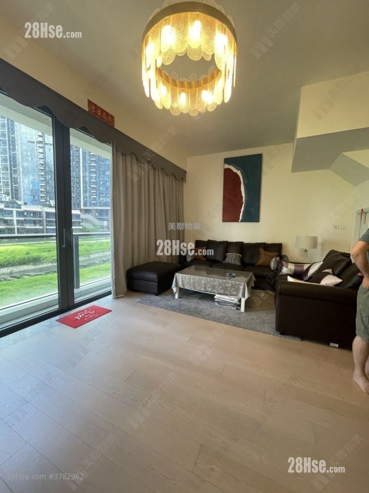 Oasis Kai Tak Sell 4 Bedrooms , 3 Bathrooms 1,360 ft²