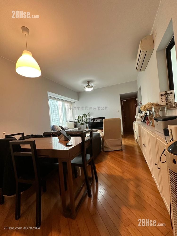 Park Island Sell 2 Bedrooms , 1 Bathroom 537 ft²