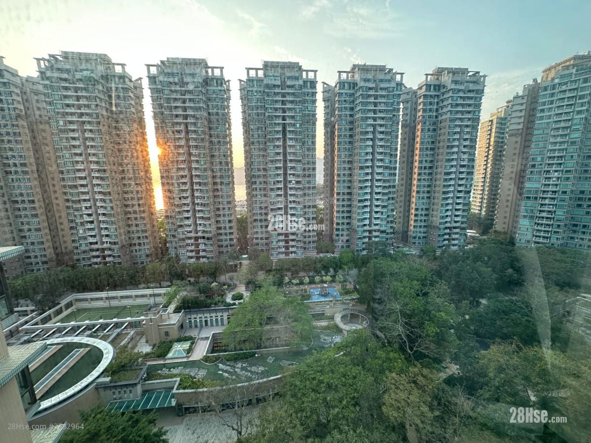 Park Island Sell 2 Bedrooms , 1 Bathroom 537 ft²