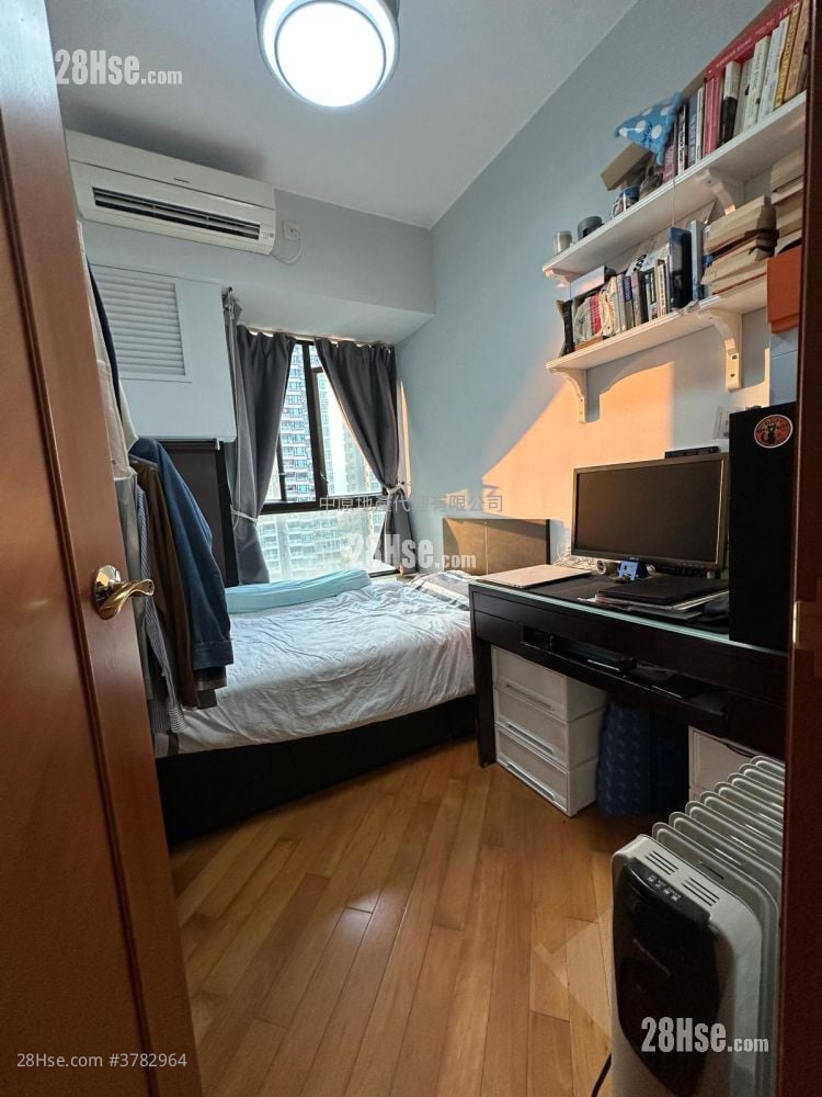 Park Island Sell 2 Bedrooms , 1 Bathroom 537 ft²