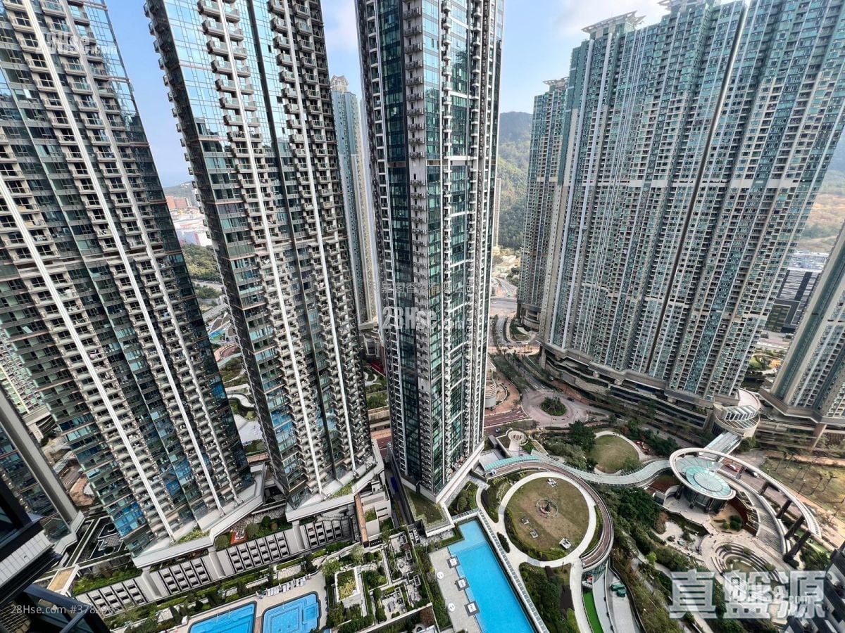 Seasons Place 租盘 1 房 , 1 浴室 323 平方尺