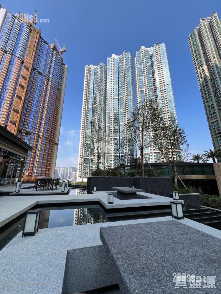 Seasons Place 租盘 1 房 , 1 浴室 323 平方尺