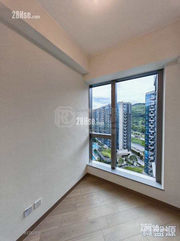 Grand Mayfair  Rental 2 Bedrooms , 1 Bathroom 501 ft²