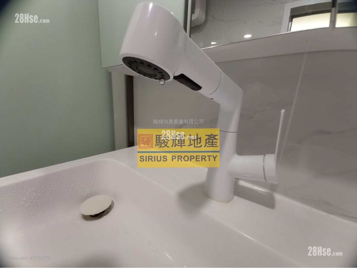 Kin Wong Mansion Rental 100 ft²