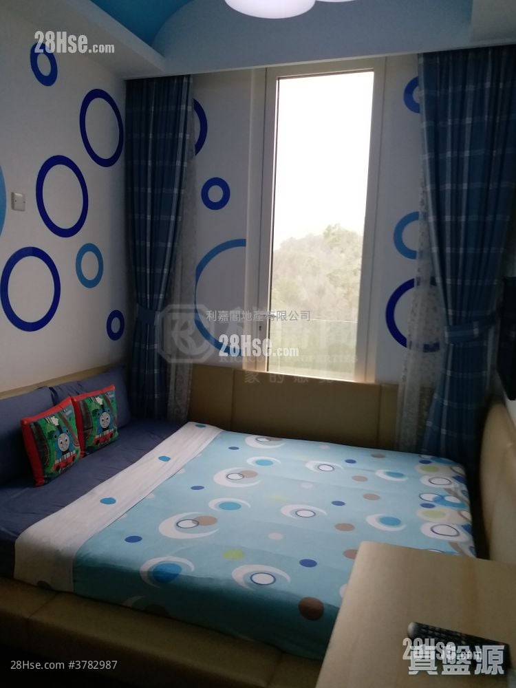 毕架山峰 售盘 4 房 2,638 平方尺