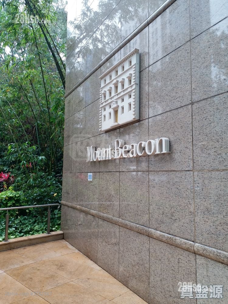 毕架山峰 售盘 4 房 2,638 平方尺