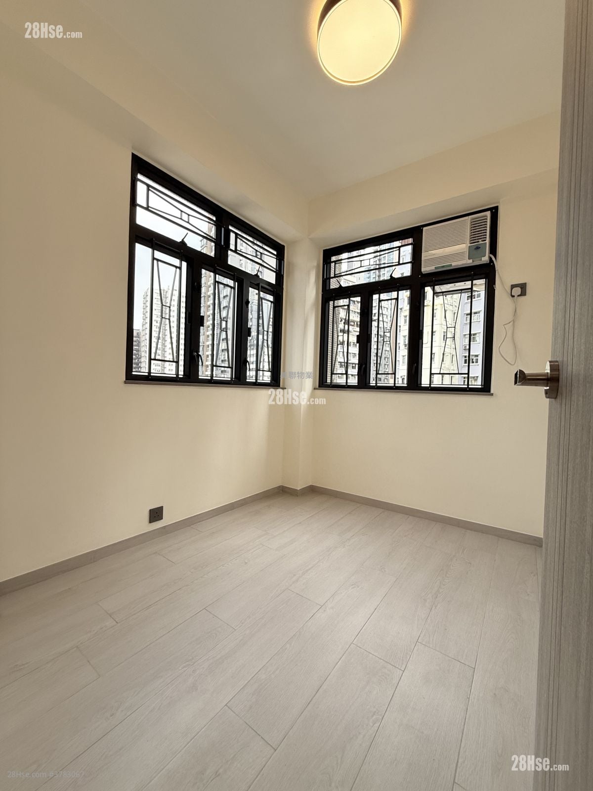 富满大厦 租盘 2 房 , 1 浴室 353 平方尺