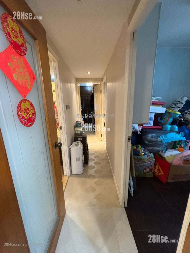 Tung Tao Court Sell 666 ft²
