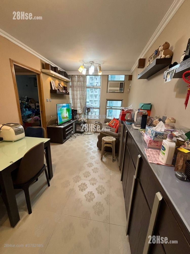 Tung Tao Court Sell 666 ft²