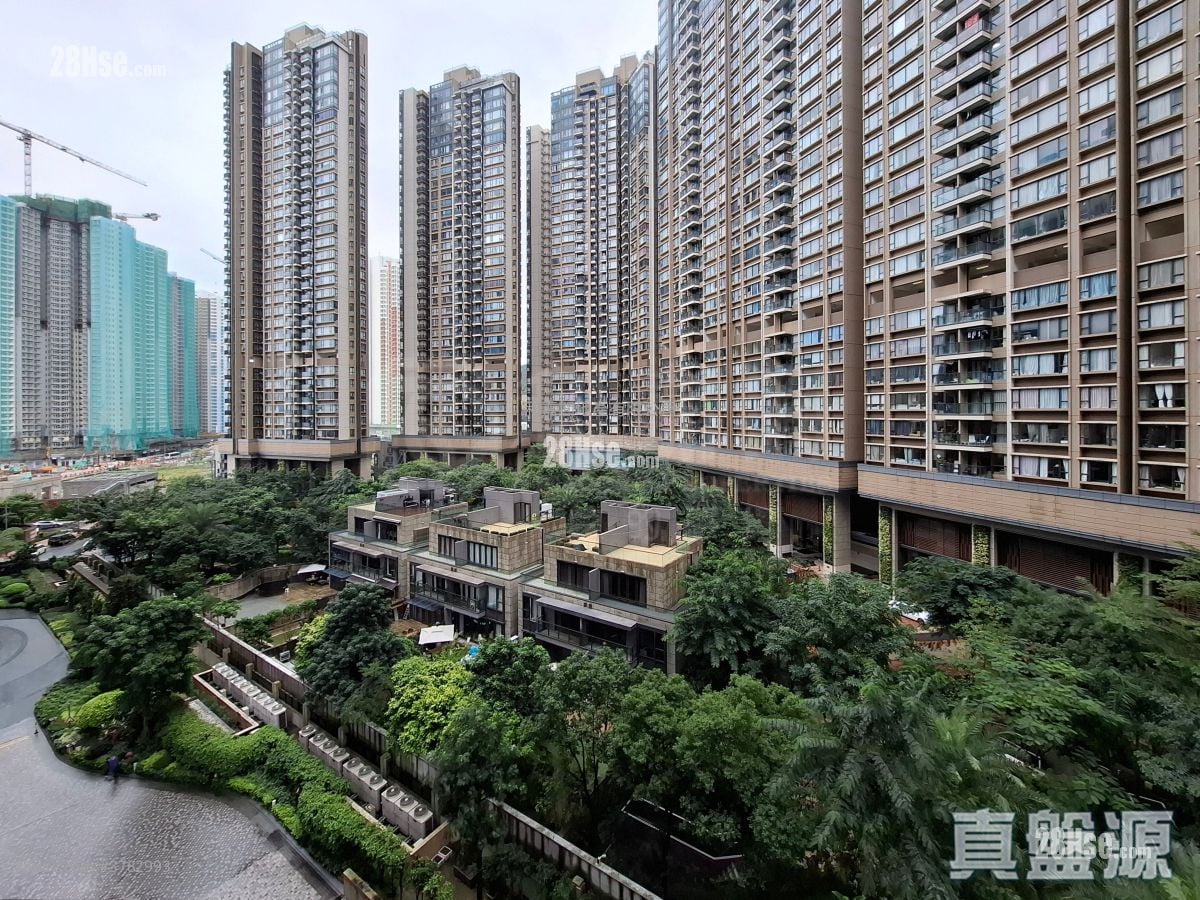 Century Link Sell 1 Bedroom 379 ft²