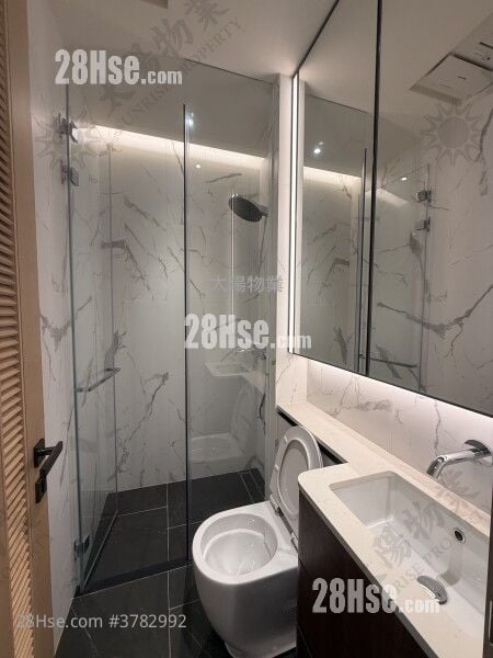 The Haddon Rental 3 Bedrooms 417 ft²