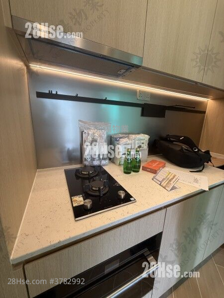 The Haddon Rental 3 Bedrooms 417 ft²