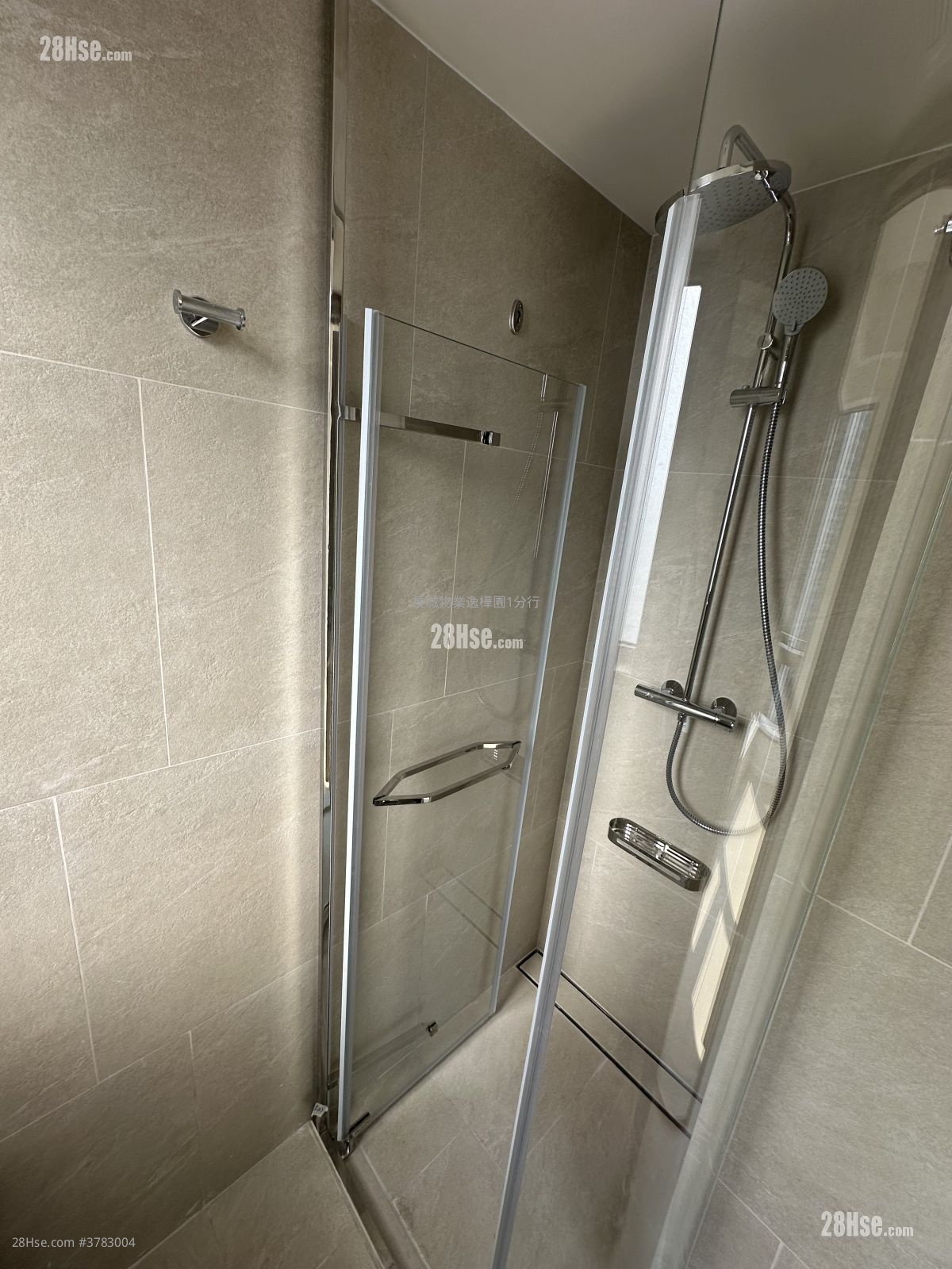 Finnie Sell 1 Bedroom , 1 Bathroom 245 ft²