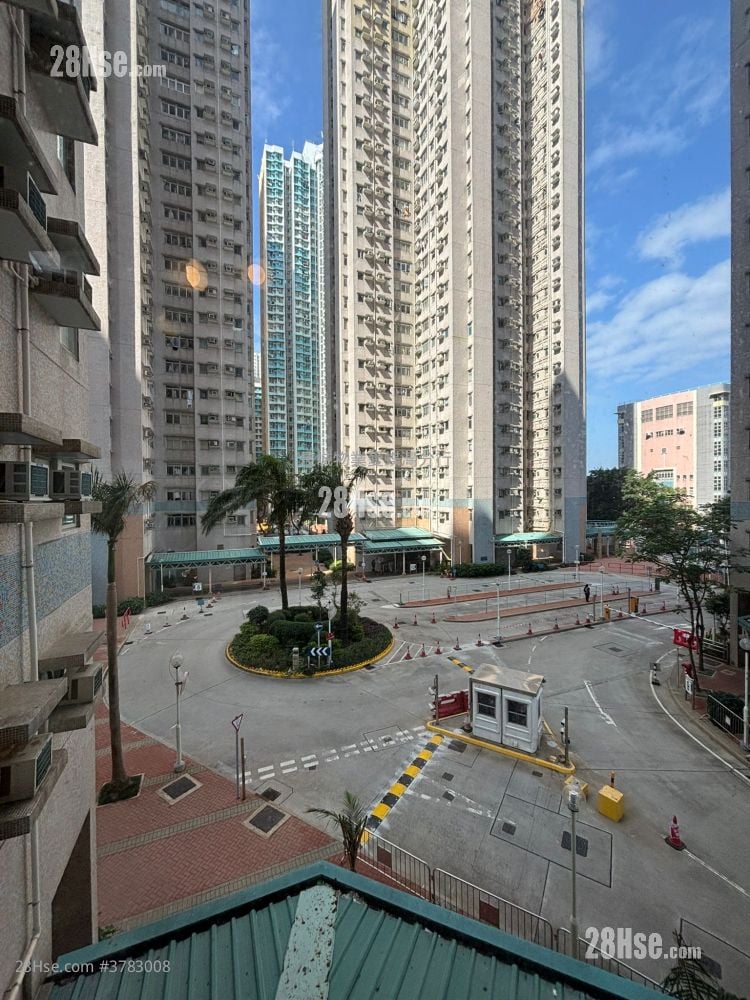 Aldrich Garden Sell 592 ft²