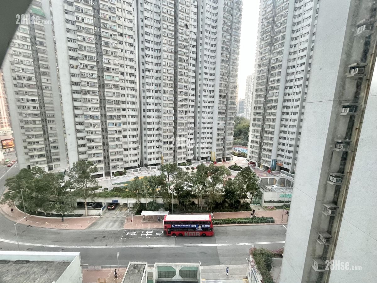 Tsuen King Garden Sell 2 Bedrooms 380 ft²