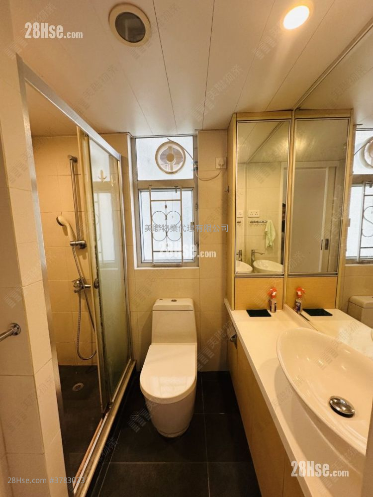 City Garden Sell 3 Bedrooms , 1 Bathroom 568 ft²