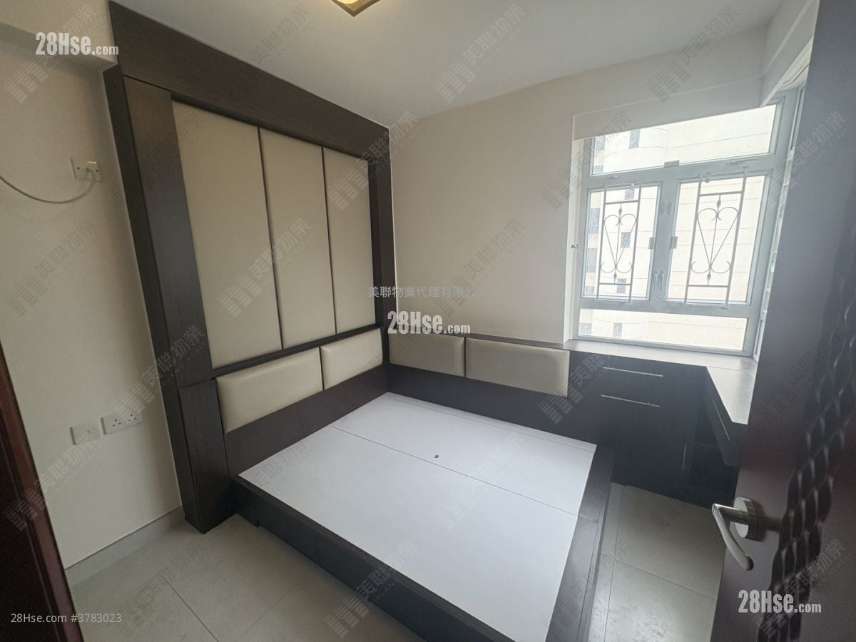 City Garden Sell 3 Bedrooms , 1 Bathroom 568 ft²