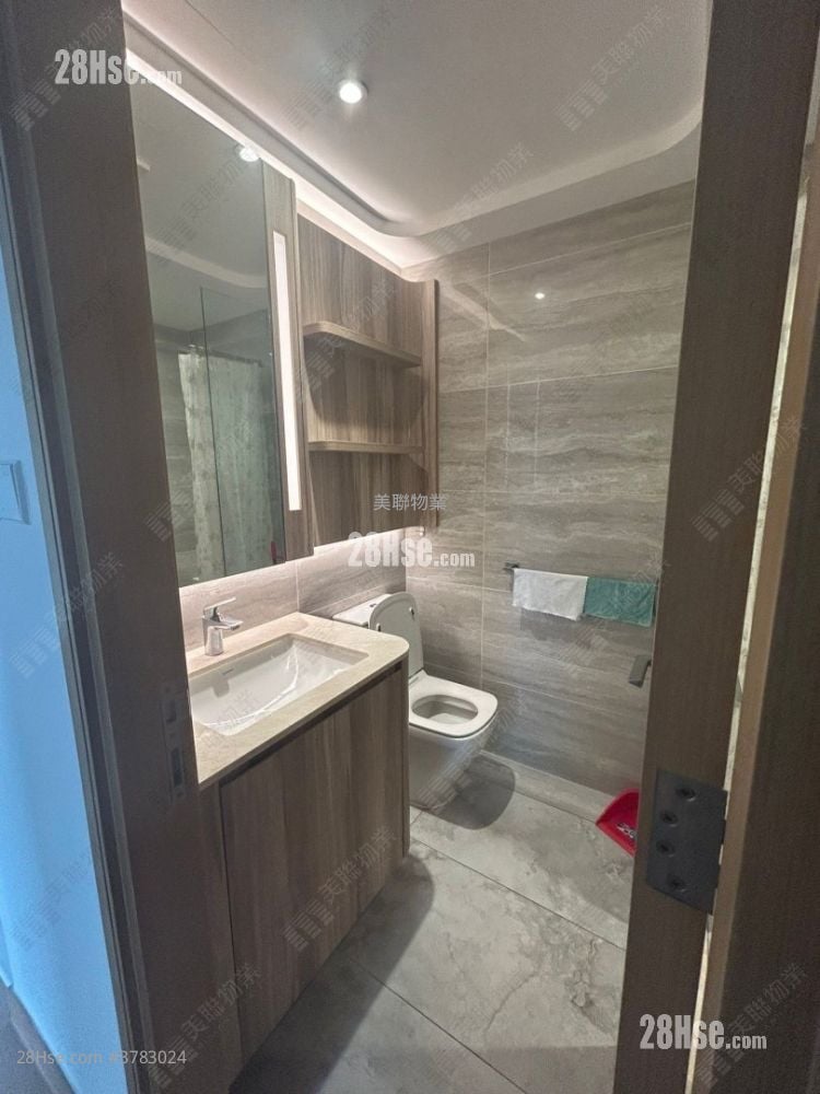 K.city Sell 3 Bedrooms , 2 Bathrooms 632 ft²