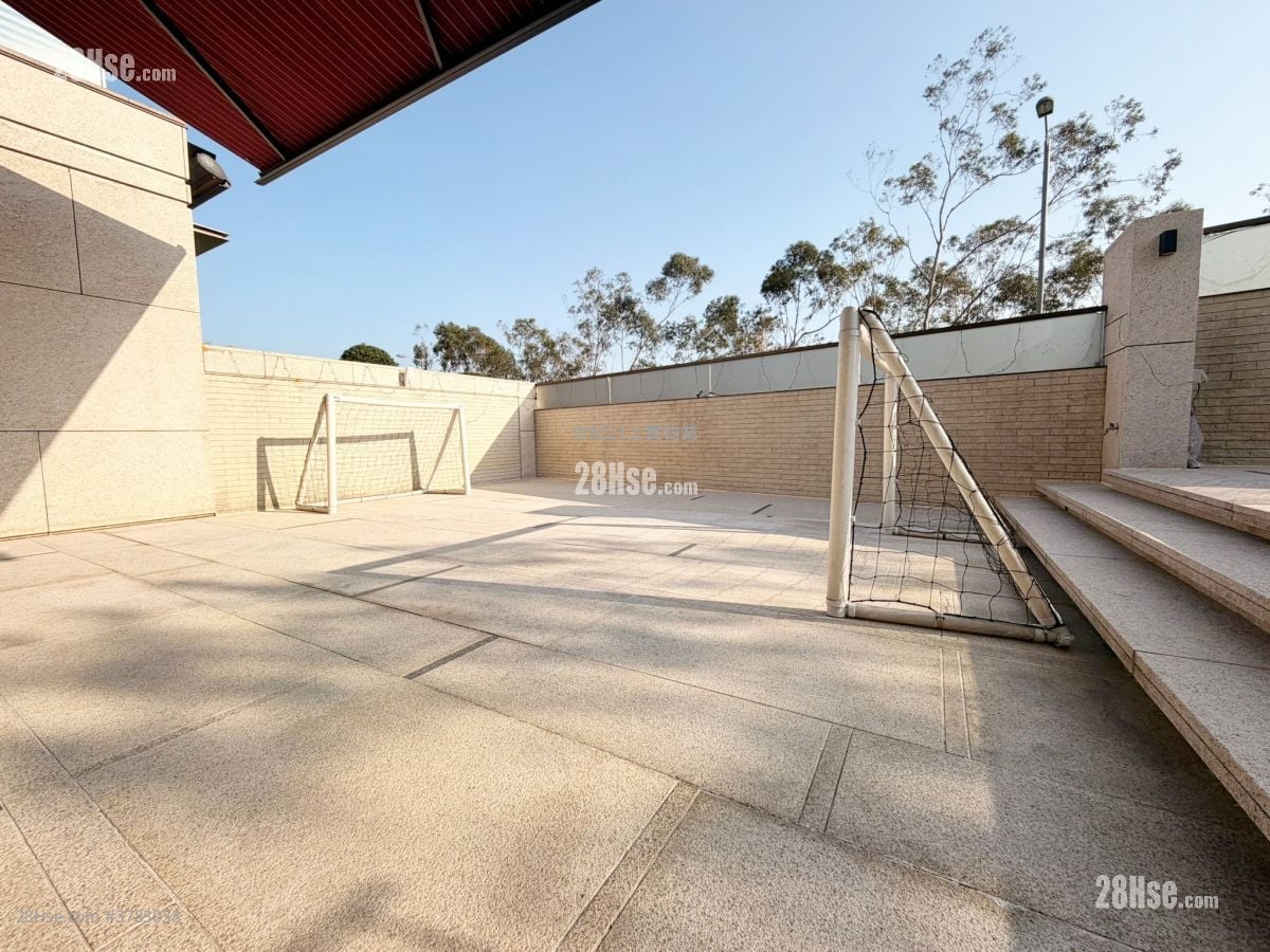 Mont Rouge Sell 5+ Bedrooms , 5+ Bathrooms 5,828 ft²