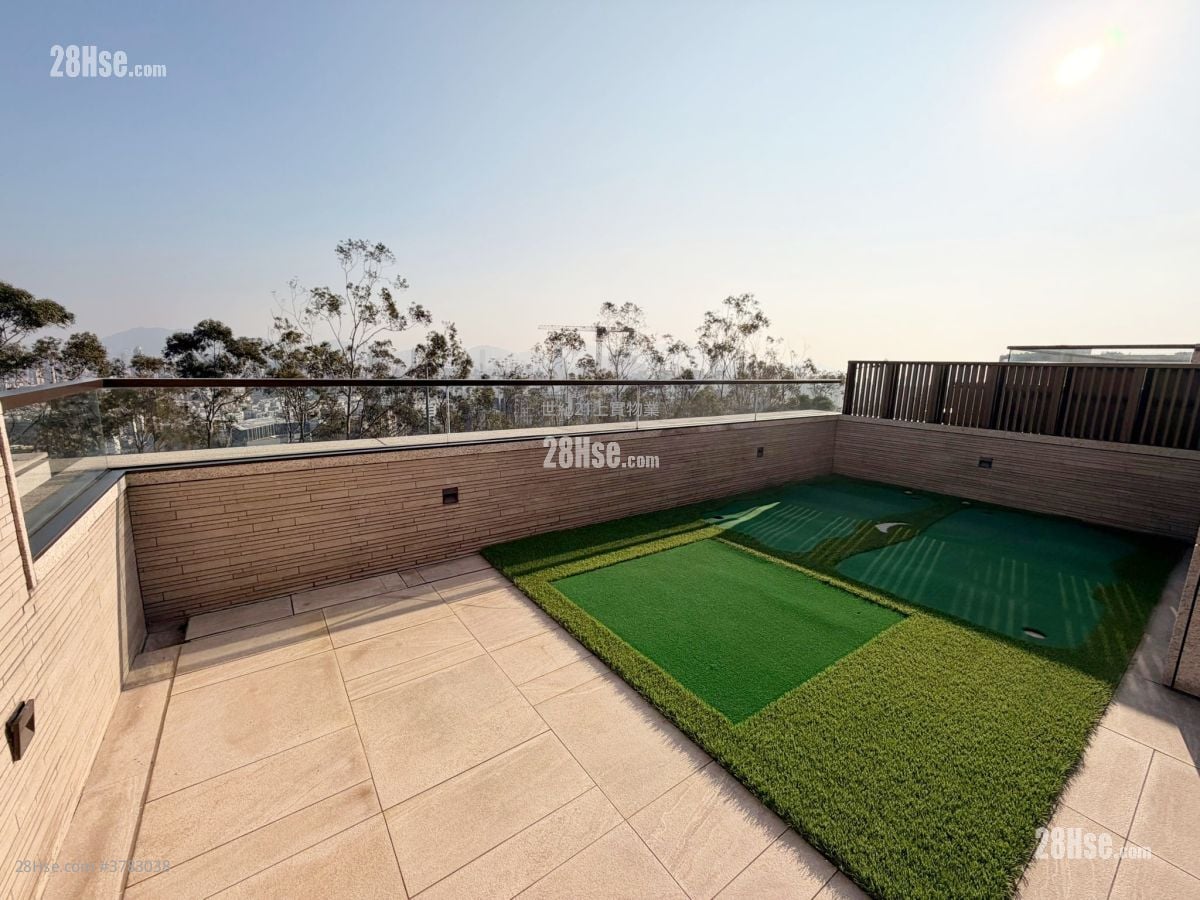 Mont Rouge Sell 5+ Bedrooms , 5+ Bathrooms 5,828 ft²