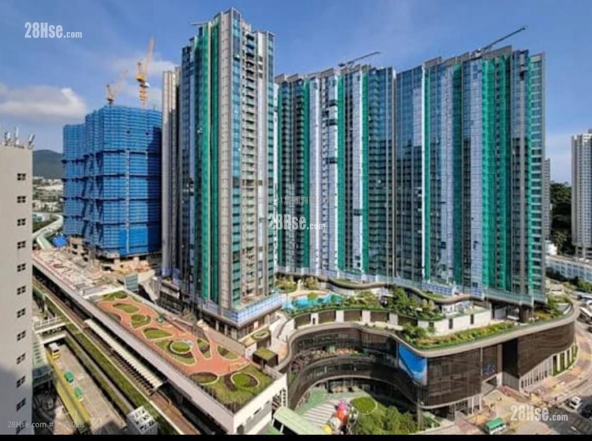 The Southside Sell 3 Bedrooms , 2 Bathrooms 747 ft²