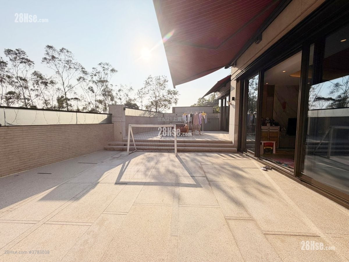 Mont Rouge Sell 5+ Bedrooms , 5+ Bathrooms 5,828 ft²