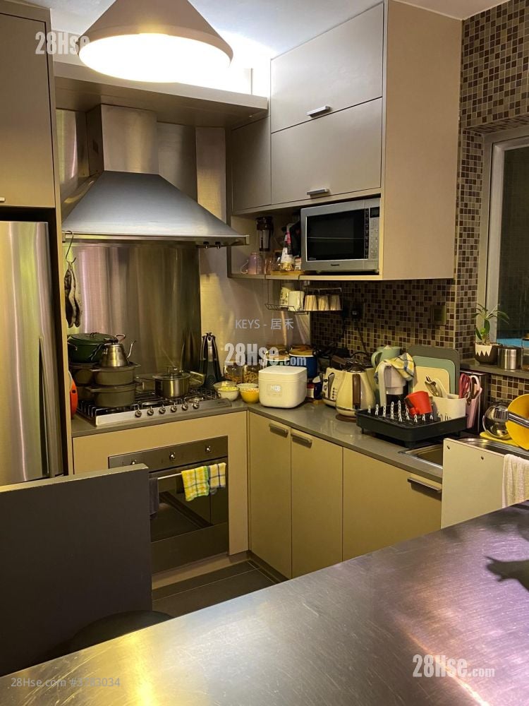 毕架山花园 售盘 2 房 , 2 浴室 905 平方尺