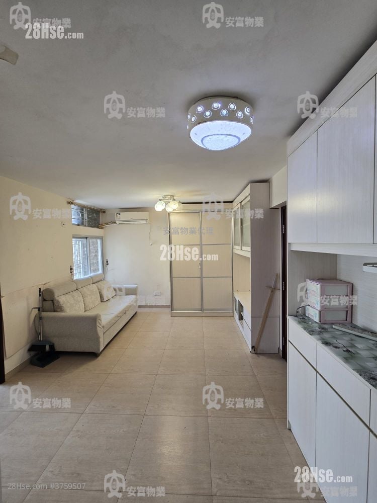 Tai Wo Estate Sell 2 Bedrooms , 1 Bathroom 443 ft²