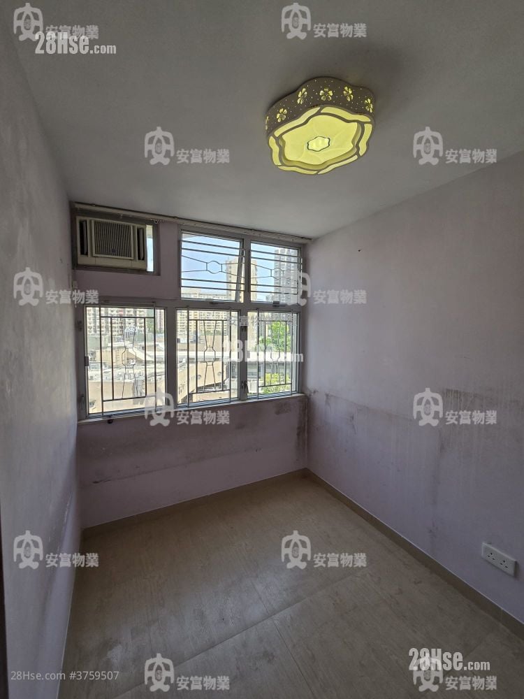 Tai Wo Estate Sell 2 Bedrooms , 1 Bathroom 443 ft²