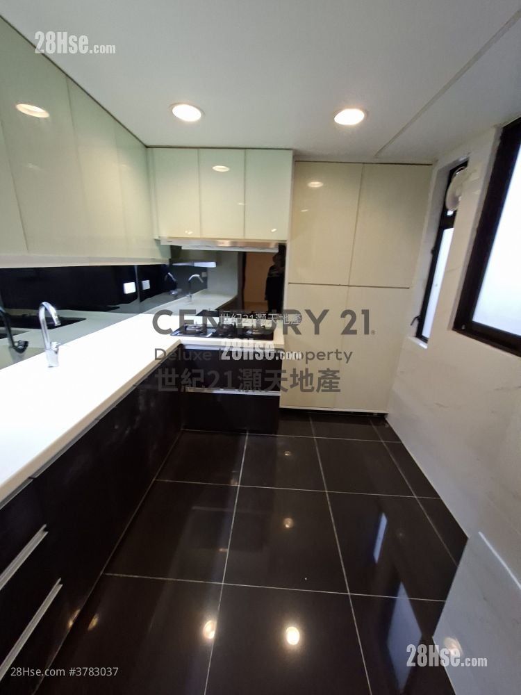 Savanna Garden Sell 3 Bedrooms , 2 Bathrooms 959 ft²